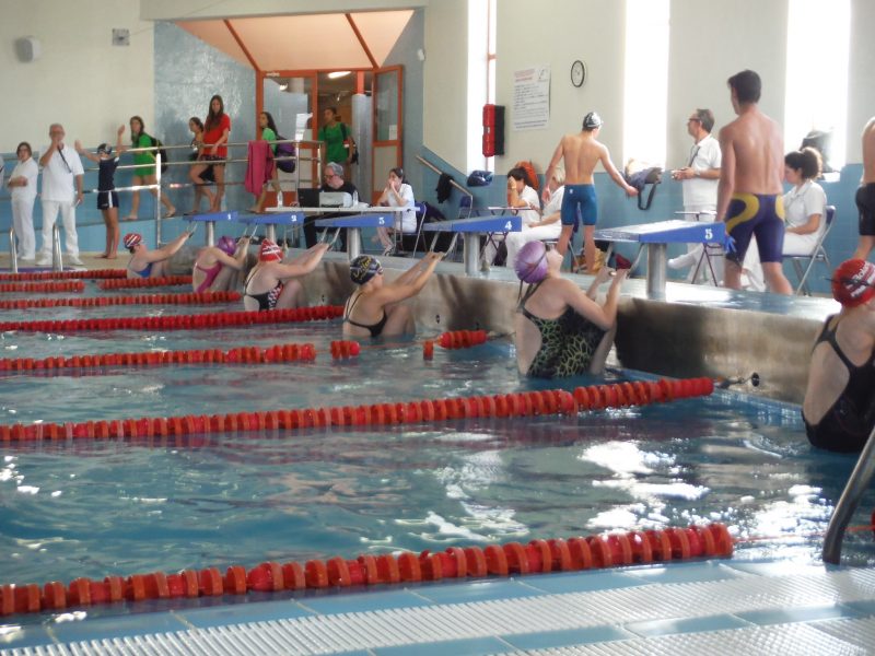 nadadores club natación yecla