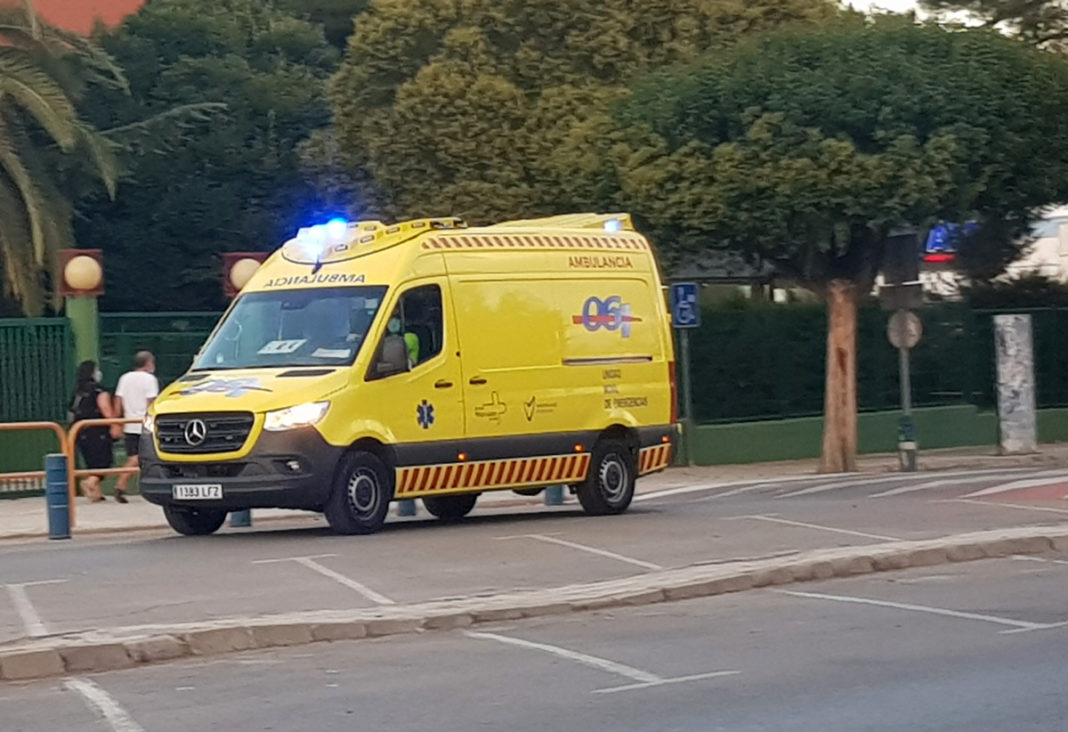trabajador covid-19 ambulancia infectados casos en seguimiento