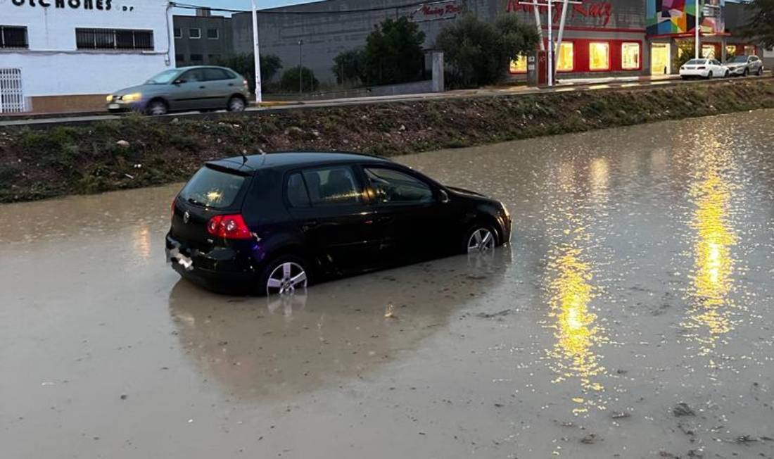 la tormenta inundación inundaciones carretera villena