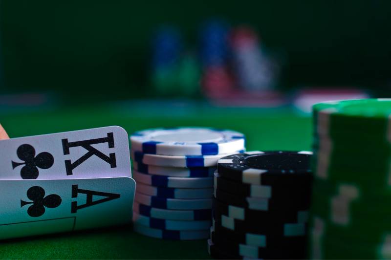 Jugar Poker en Línea con Transparencia