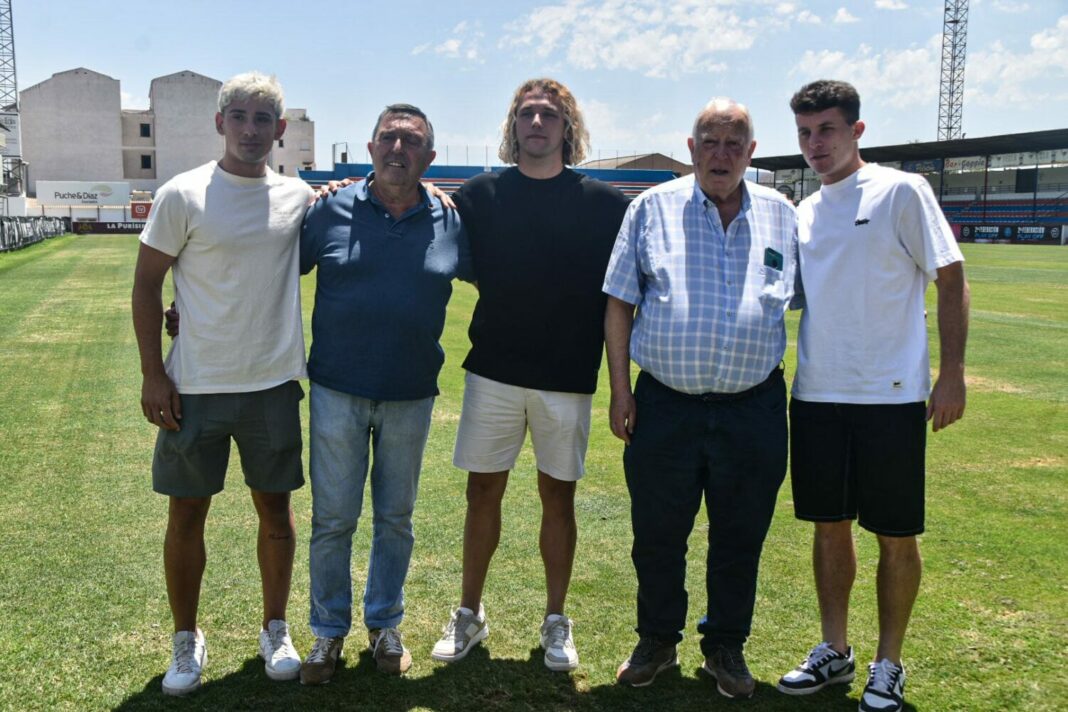 Gabri Clemente, Satoca y Serpeta renuevan