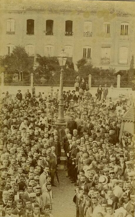 inauguración farola-fuente en el Parque de La Constitución (1900)