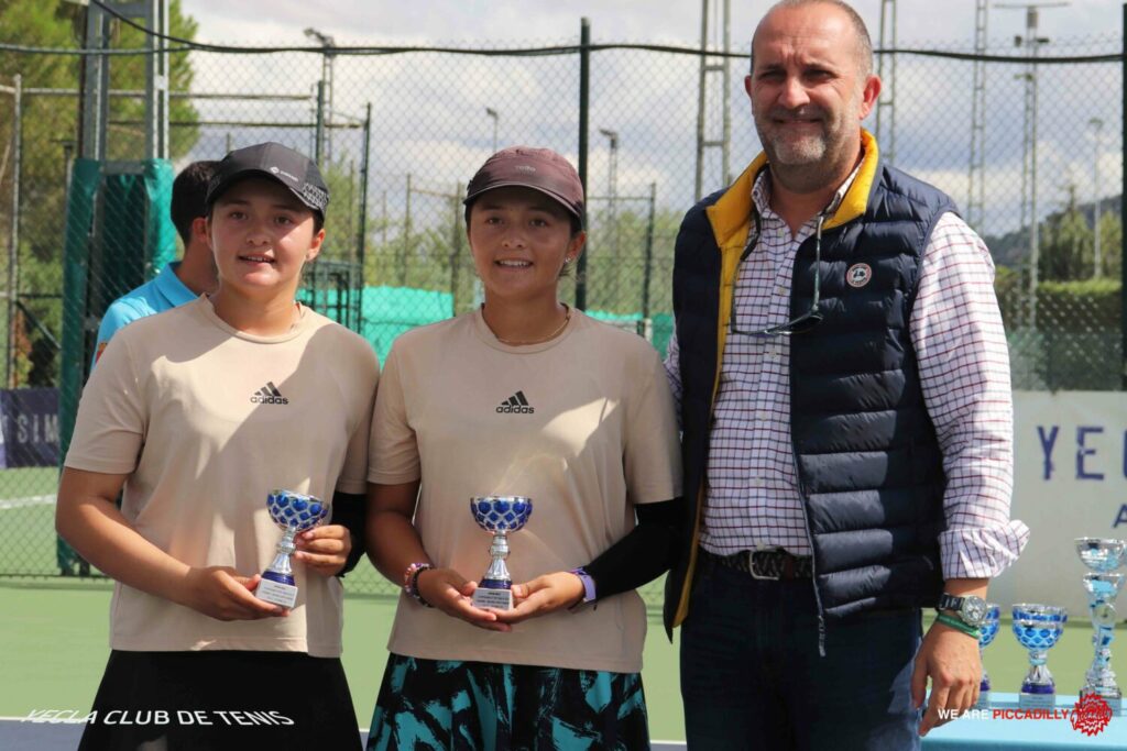 campeonas dobles femenino open yecla