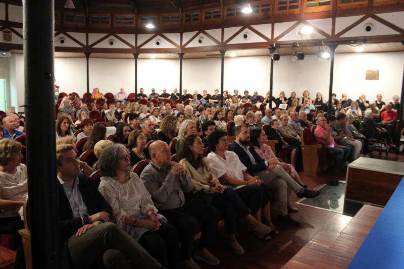 Yecla rinde homenaje a sus mayores centenarios en un emotivo acto