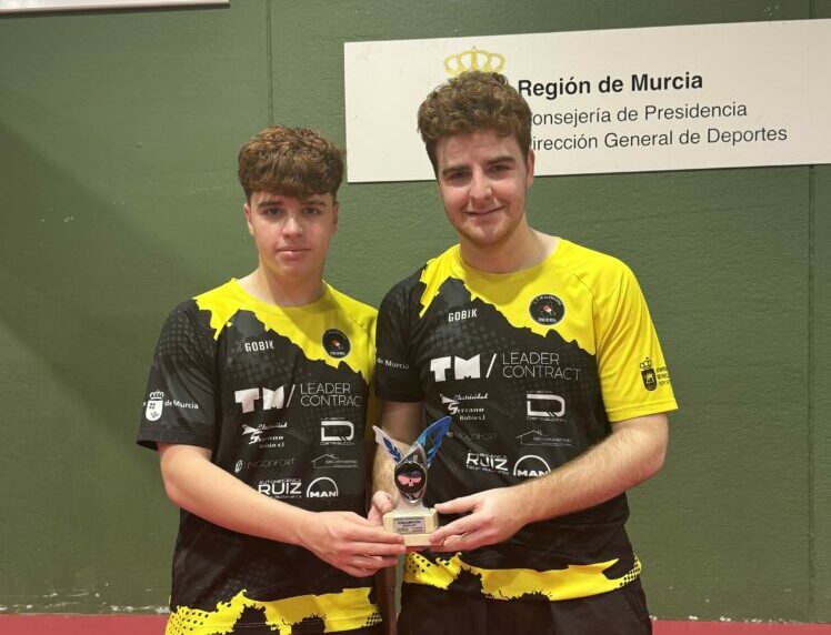 Adrián y Hugo Serrano