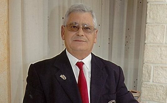 Andrés Soriano, tuba de la banda de Yecla