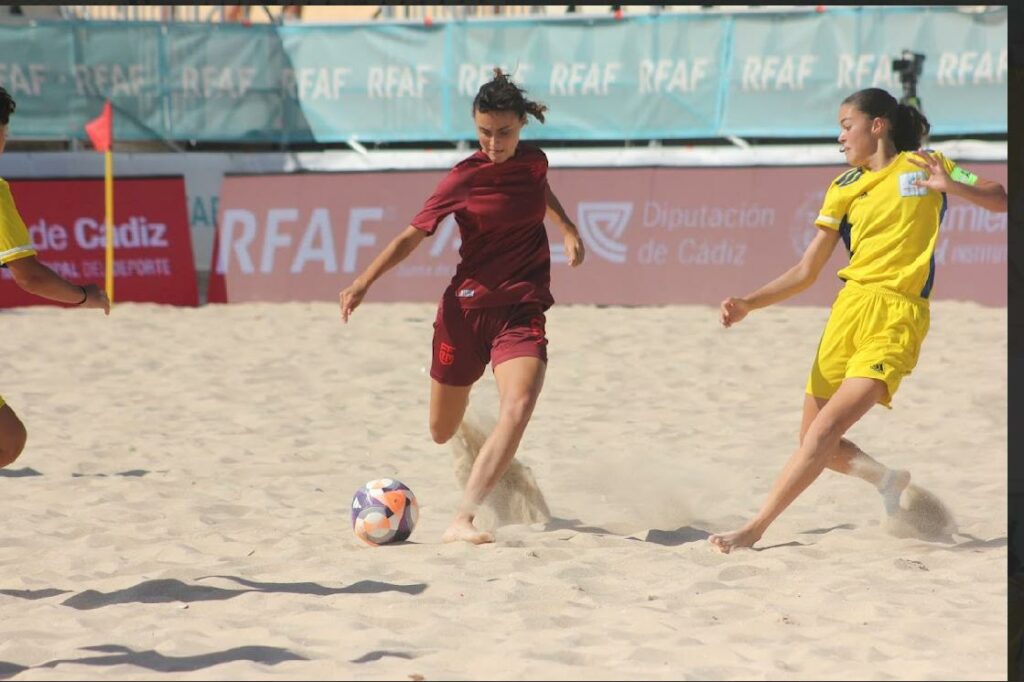 campeonas región murcia fútbol playa sub17 Eva Navarro