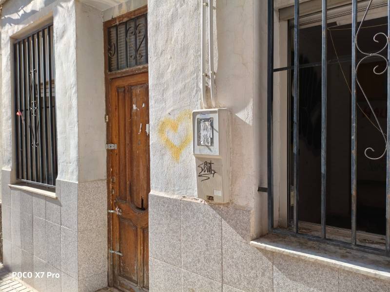 Proteste Ahora!: Un vertedero de basura en la avenida Pablo Picasso
