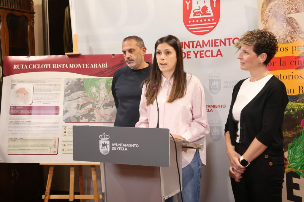 Ana Sánchez, Estirpe y Ruta del Vino Yecla