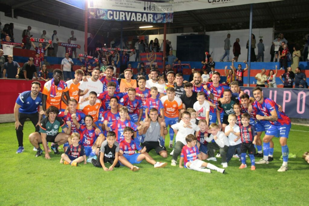 yeclano victoria linares