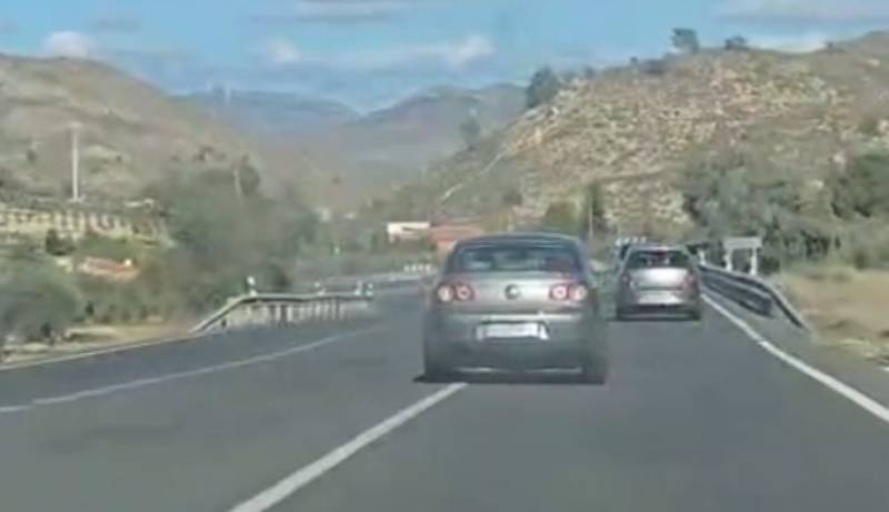 coche Peligrosa conducción entre Jumilla y Yecla