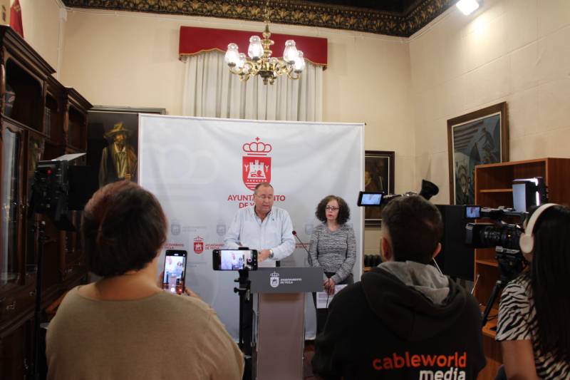 Vox niega que su salida del gobierno suponga un ahorro de 70.000 euros