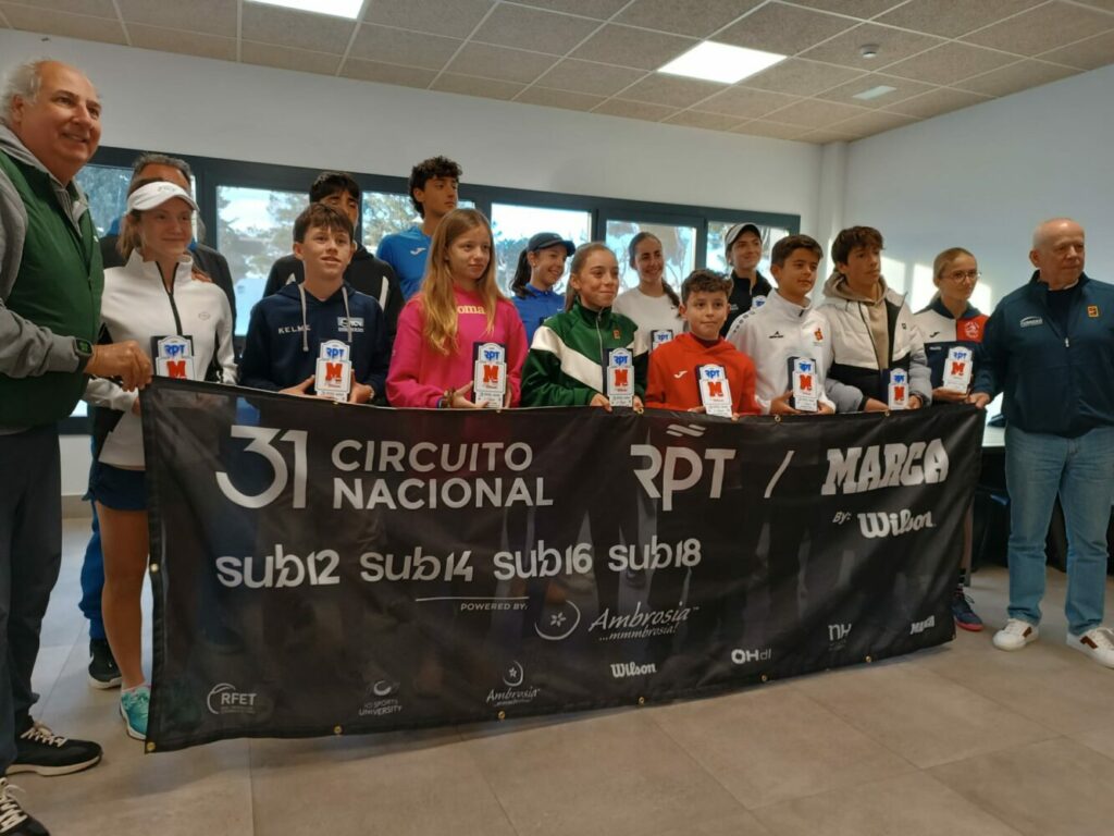 Marcos Ib&aacute;&ntilde;ez tenis Marca