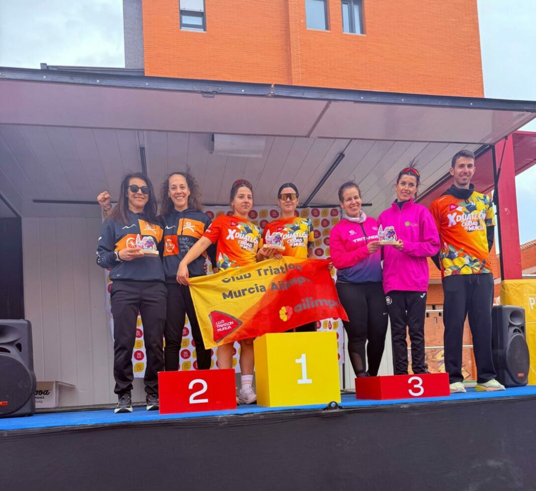 maría y pepa club triatlón arabí yecla