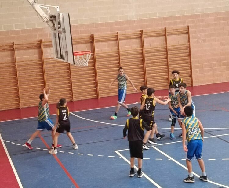 minis cieza baloncesto red deportiva yecla victoria ante el l&iacute;der