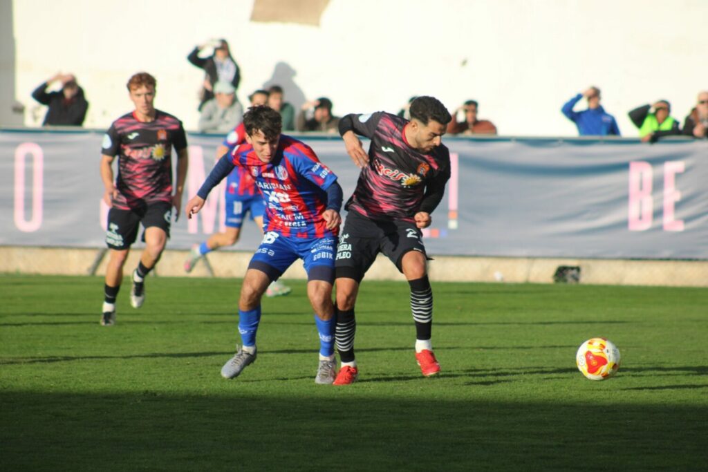 Yeclano &Aacute;guilas