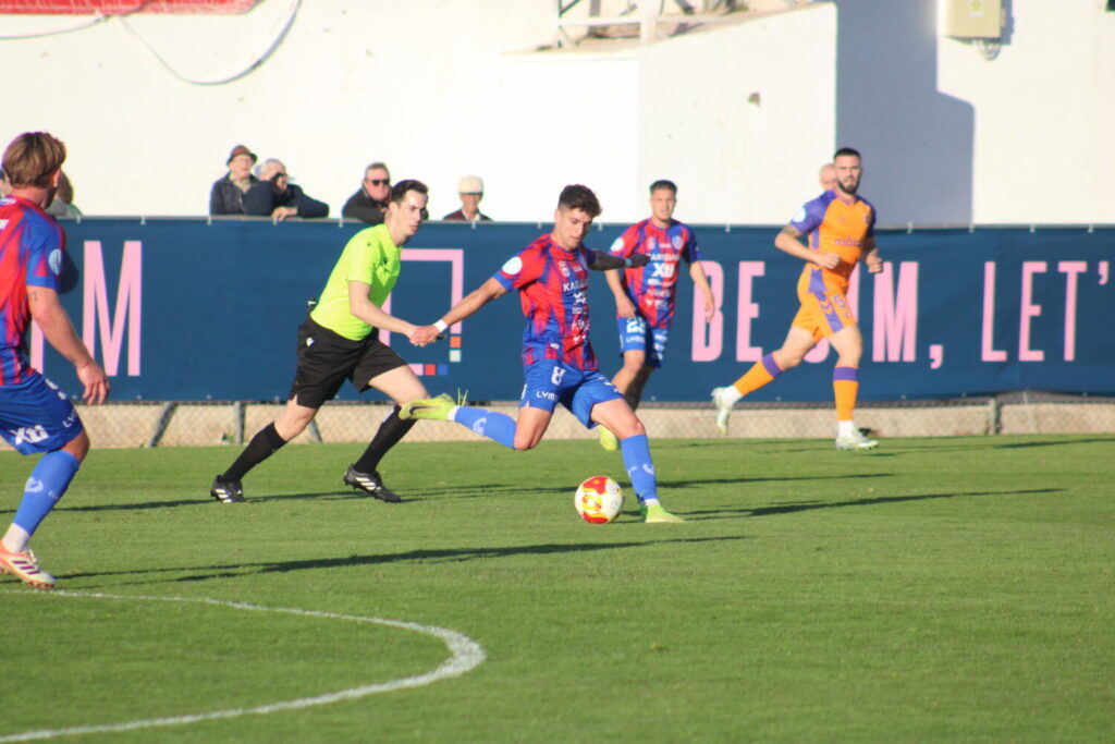 yeclano deportivo victoria