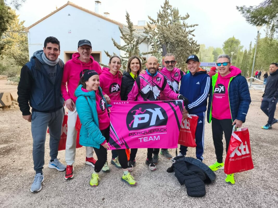 parquepack team en la ultratrail