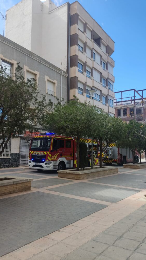 incendio vivienda yecla