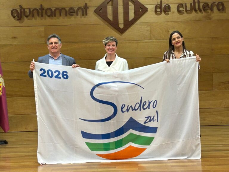 senderos azules monte arab&iacute;