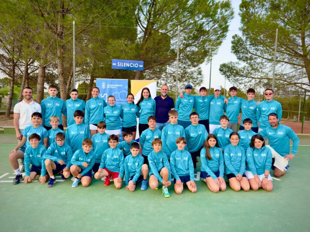 presentaci&oacute;n yecla club de tenis
