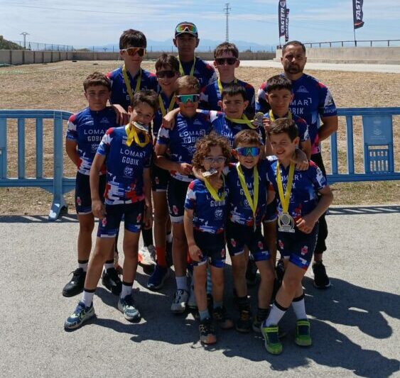 La Escuela Ciclista Yecla del Club Ciclista Altiplano logró cuatro victorias y varios podios en las Kids Series de montaña disputadas en Molina de Segura.