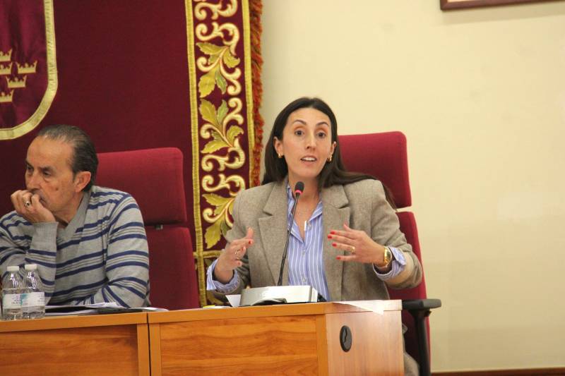 La abstenci&oacute;n del PSOE desbloquea el presupuesto municipal