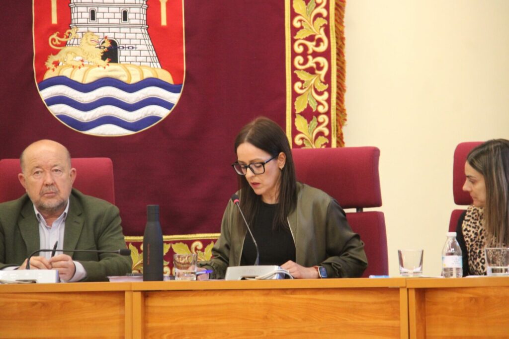 La abstenci&oacute;n del PSOE desbloquea el presupuesto municipal