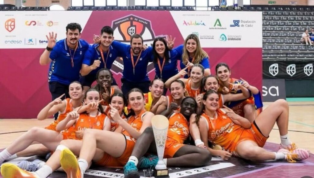 Una yeclana conquista el t&iacute;tulo nacional cadete