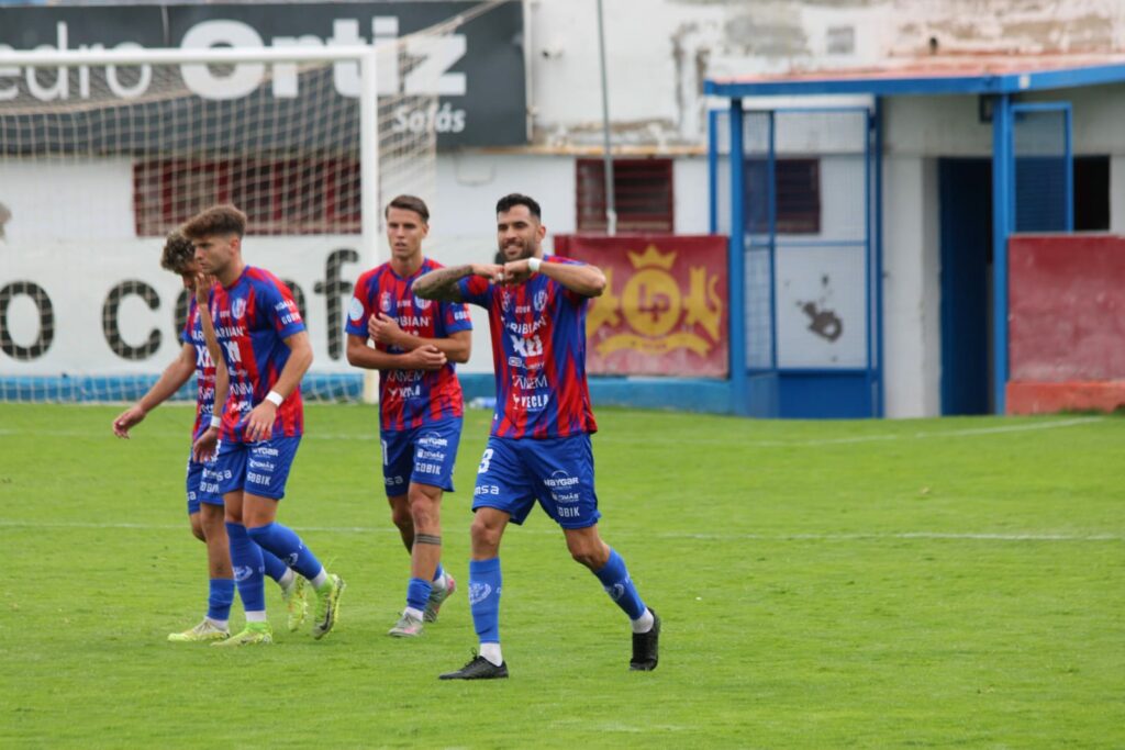 Yeclano Estepona