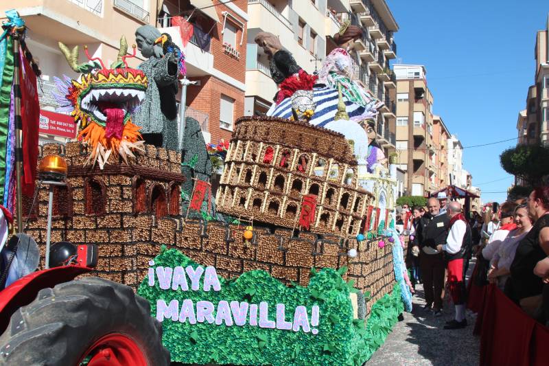 concurso de carrozas de las populares fiestas San Isidro
