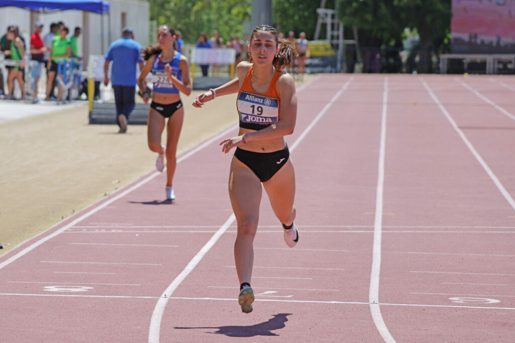 Ariadna duod&eacute;cima  en campeonato de Espa&ntilde;a sub18 en castell&oacute;n ada yeclano