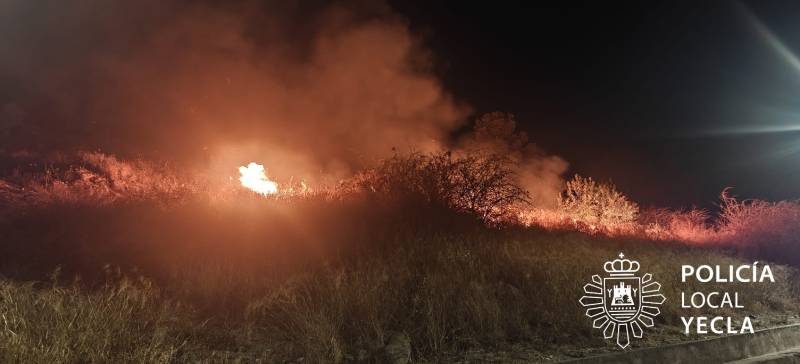 incendio cerca cerro del castillo