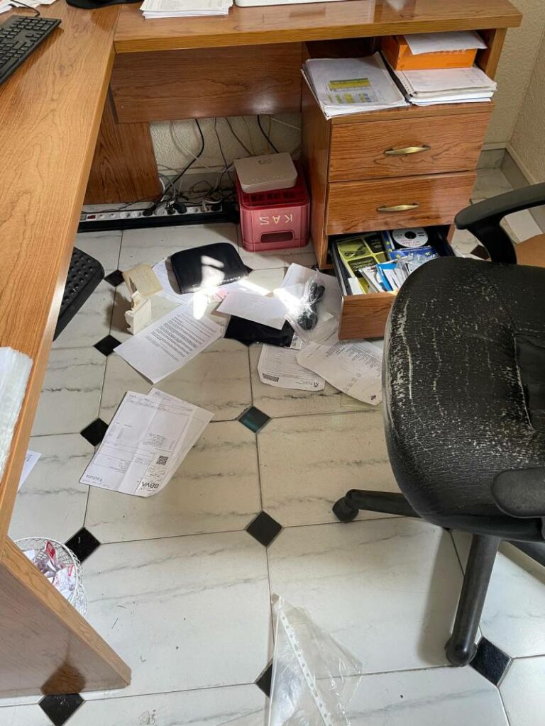 Asaltan de madrugada un almac&eacute;n de bebidas situado en el casco urbano