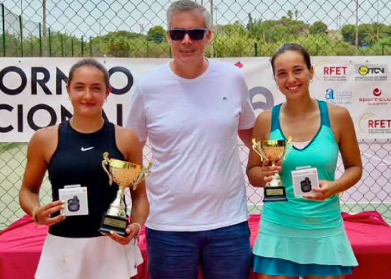 El Yecla Club de Tenis firma un pleno de victorias en tres torneos