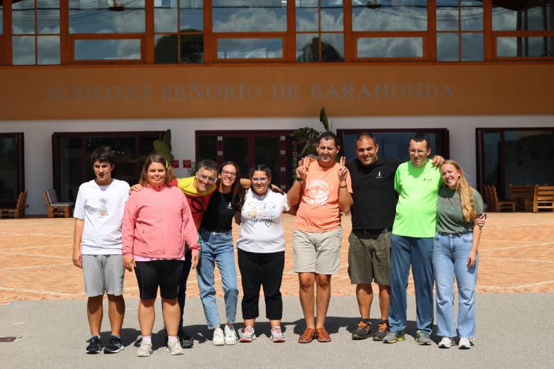Vendimiar para incluir: Barahonda acerca el vi&ntilde;edo a las personas autistas