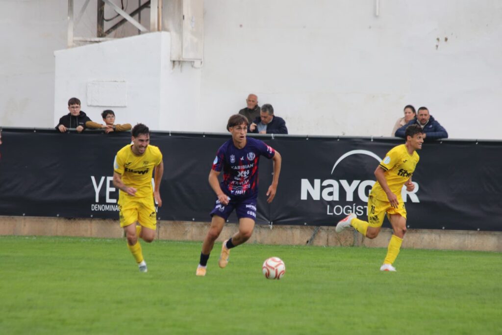 yeclano poblense