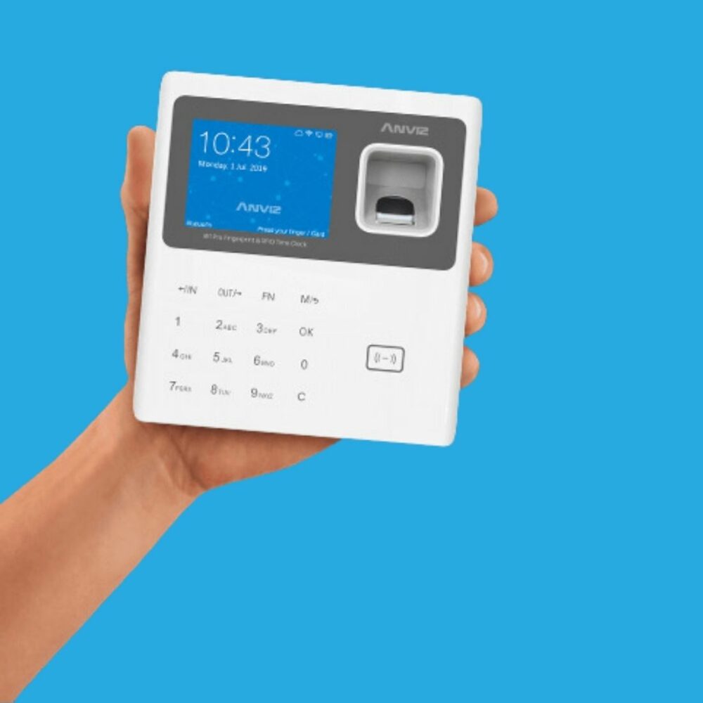 Fichar sin complicaciones: el terminal que trabaja en la nube