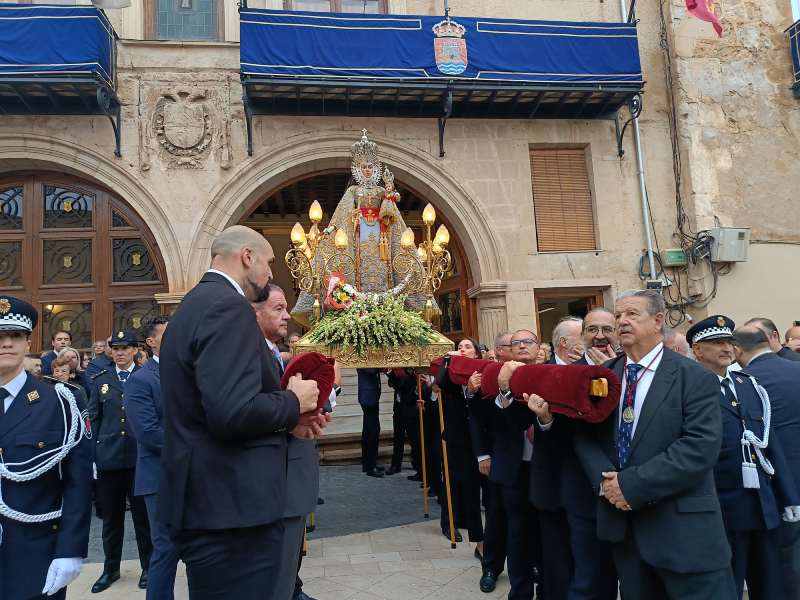 La Virgen de la Fuensanta llena de emoci&oacute;n las calles de Yecla en una visita hist&oacute;rica