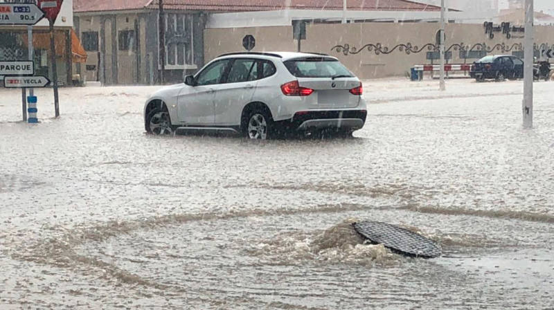 inundaciones carretera de villena yecla tormenta
