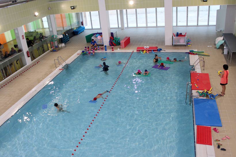 piscina cubierta fianza animación deportiva escolar