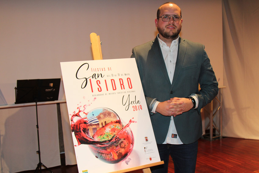 adrian soriano y el cartel anunciador de las fiestas de san isidro 2019