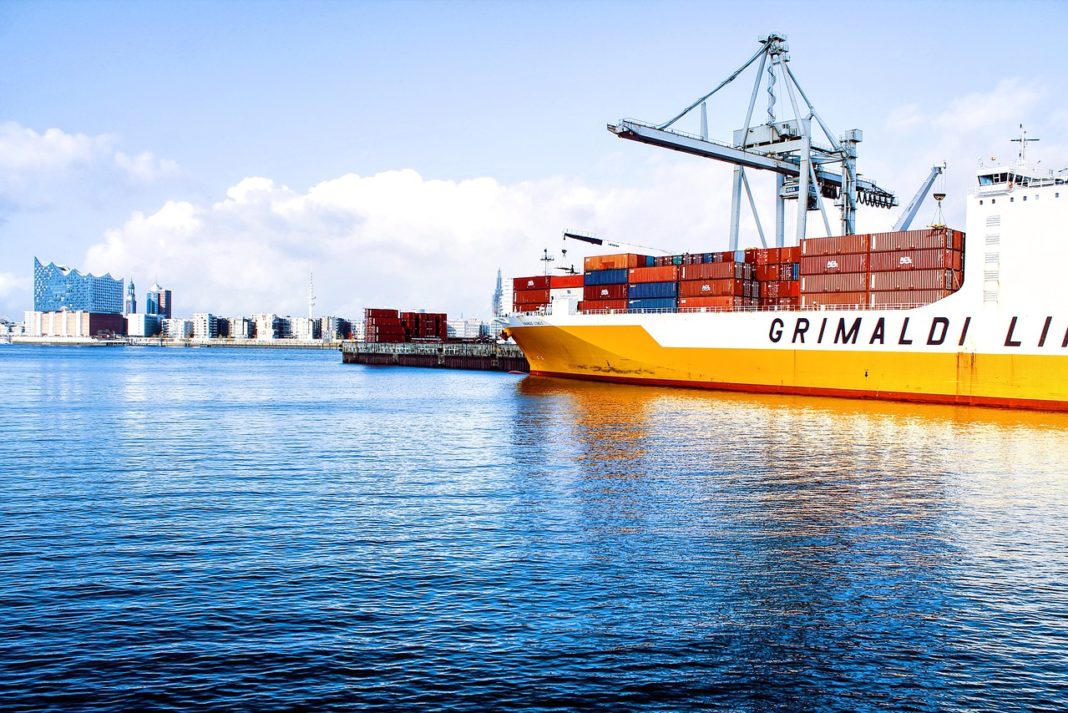 ventas internacionales exportaciones barco muebles