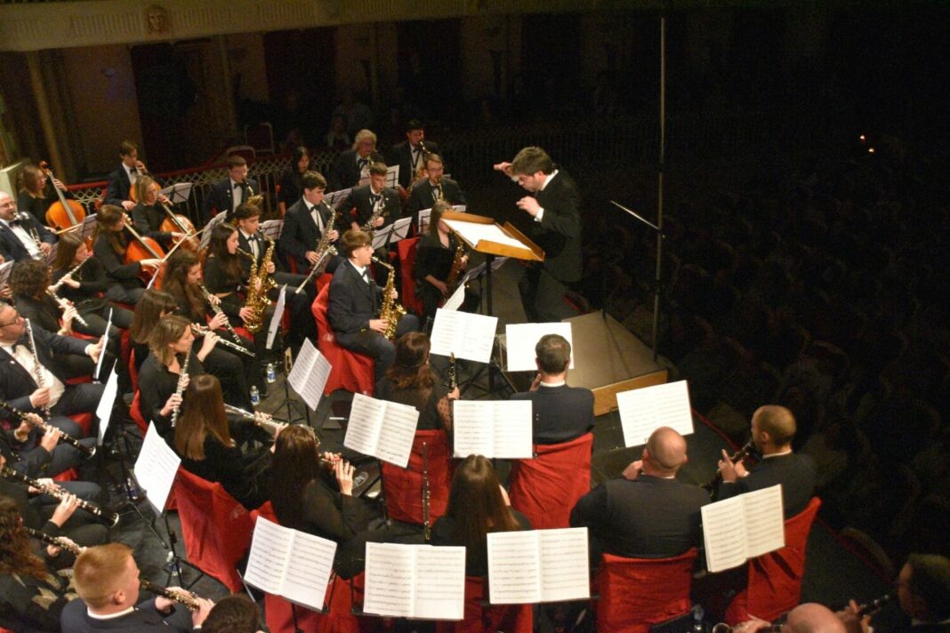 banda de música de Yecla concierto de Santa Cecilia 2023