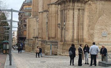 Jóvenes y pequeños municipios, los menos satisfechos con la calidad de vida en la Región calles de yecla nuevos retos