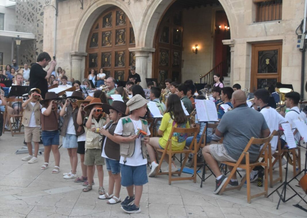 banda escuela amigos musica yecla