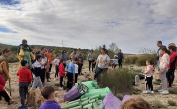 Campaña de repoblación forestal planta 800 ejemplares en Los Pajonares