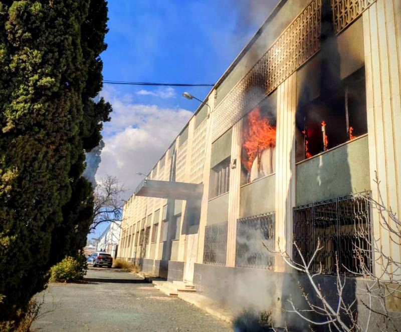 incendio NAVE UCAM