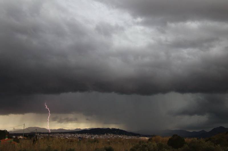 tormenta lluvia lluvias y tormentas