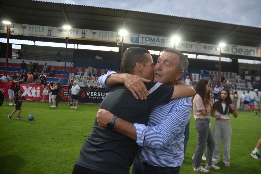 ascenso Yeclano B a Tercera RFEF